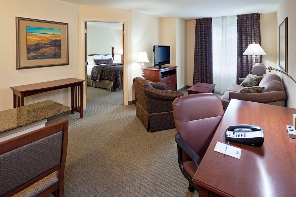 Staybridge Suites Philadelphia Valley Forge 422 by IHG - photo 6
