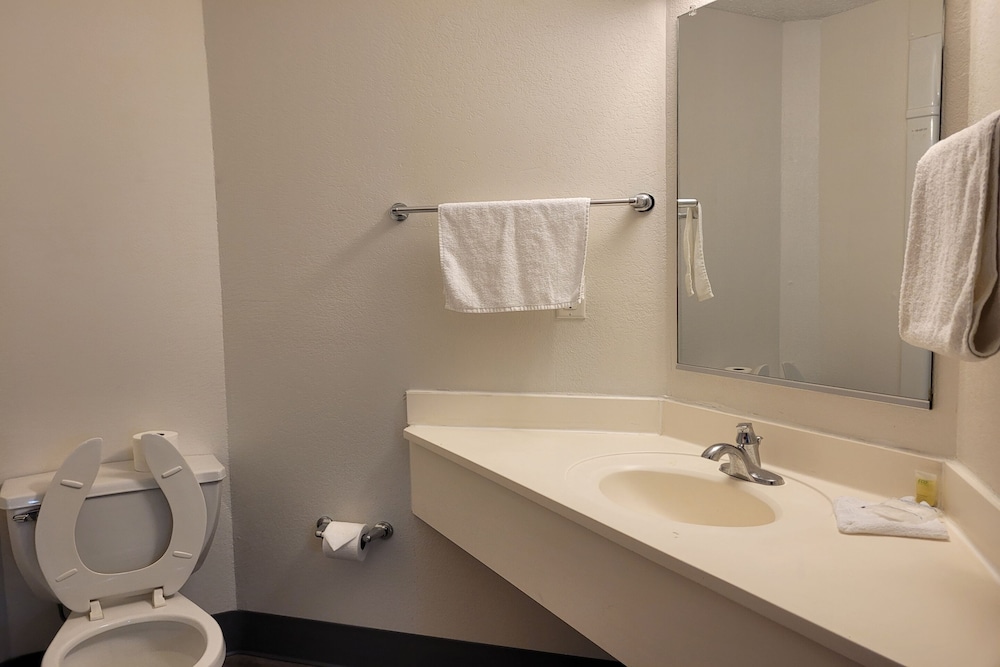 Modern Stay 39 Lakeview By OYO Minonk - photo 60