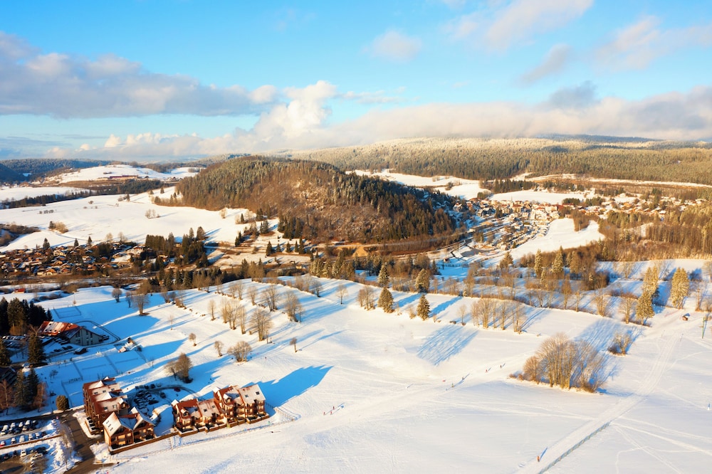 Azureva Métabief - carbon neutral hotel in Doubs