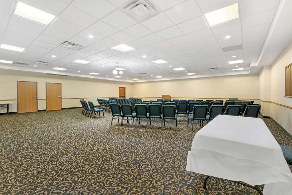 Best Western Wittenberg Inn - photo 31