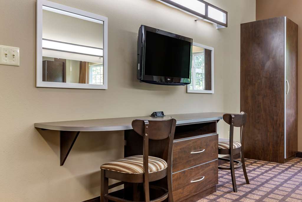 Microtel Inn & Suites By Wyndham Sylva Dillsboro Area - photo 17
