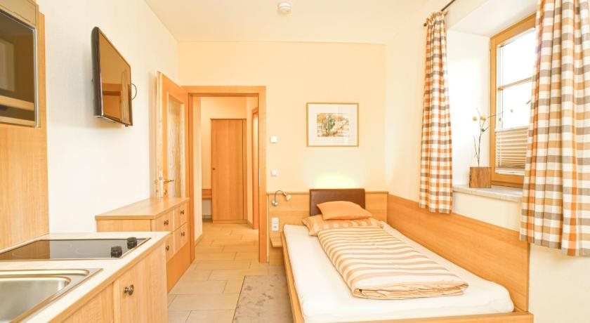 Frühstückspension Herzog zu Laah in Linz, Austria