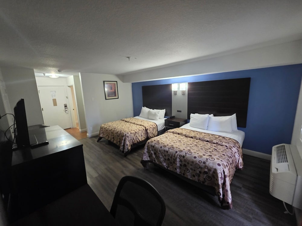 Hotel Solares - photo 21