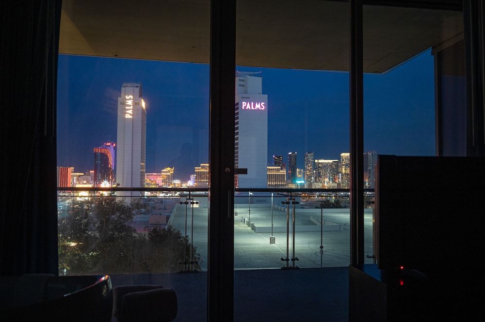 StripViewSuites at Palms Place Penthouses - photo 207