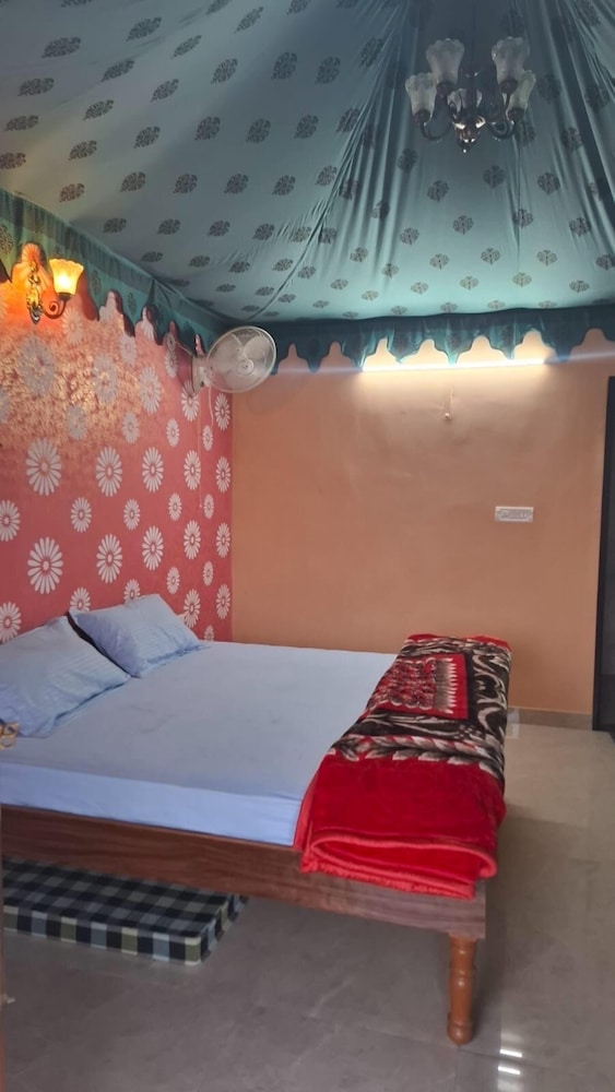 Hotel Cloud 9 - carbon neutral hotel in Jaipur