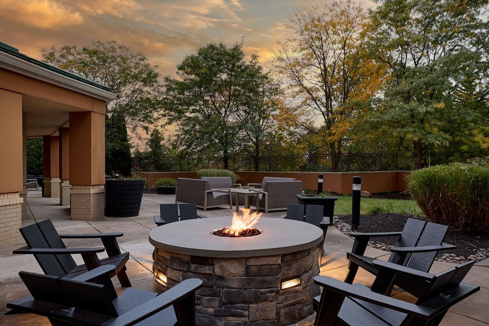 Courtyard by Marriott Philadelphia Plymouth Meeting - photo 25