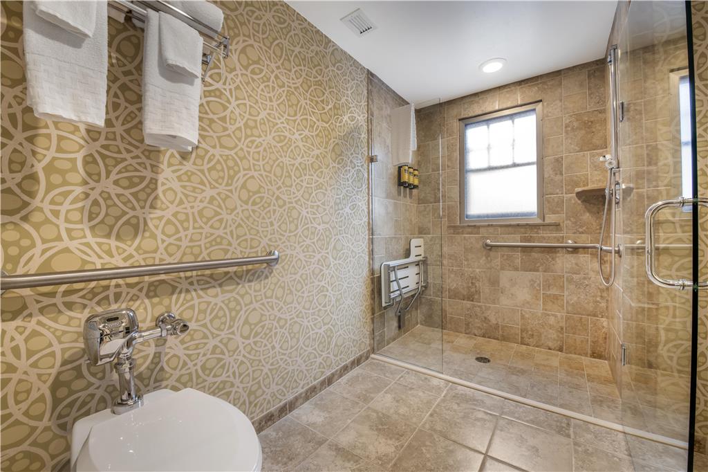 Best Western Plus The Normandy Inn & Suites - photo 54