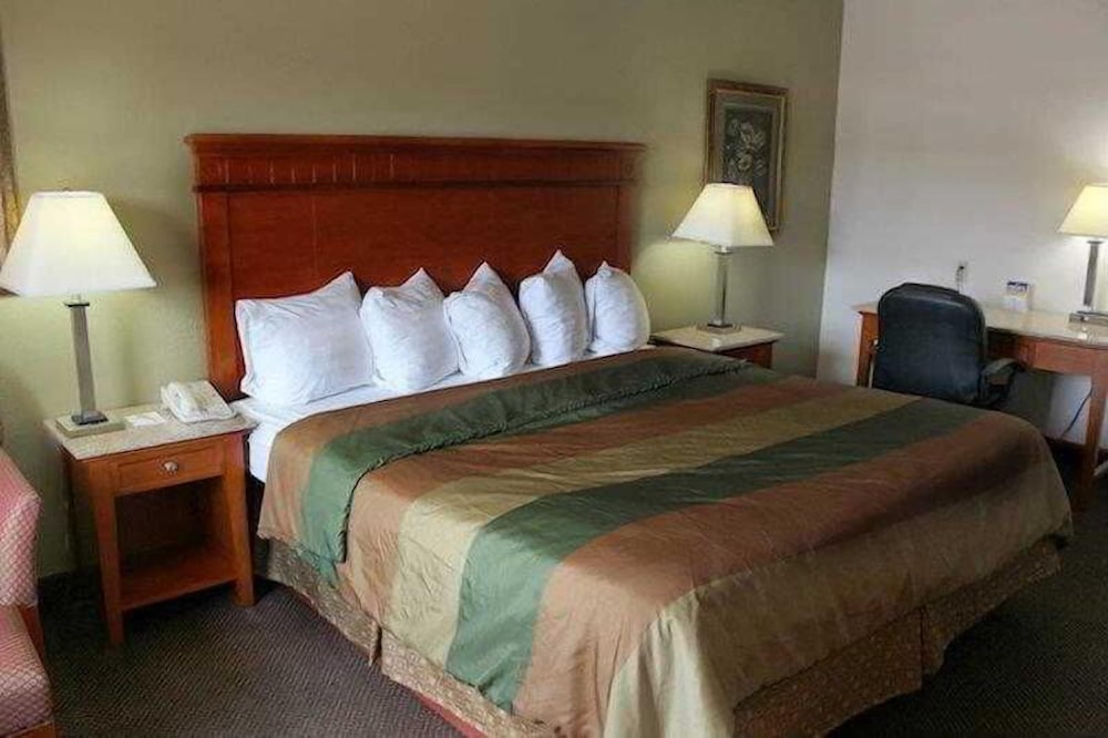 Best Western Music City Inn - photo 13