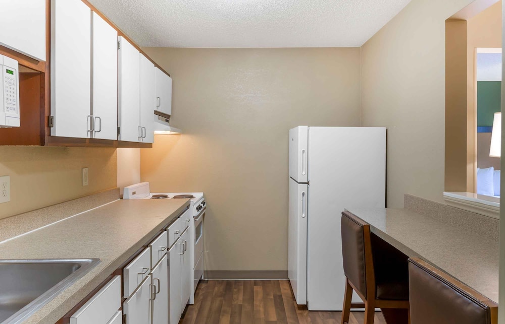 Extended Stay America Raleigh North Raleigh Wake Towne Drive - photo 52