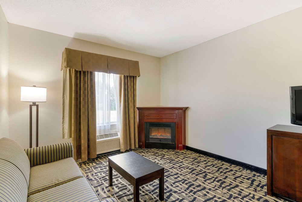 Spark by Hilton La Grange - photo 19