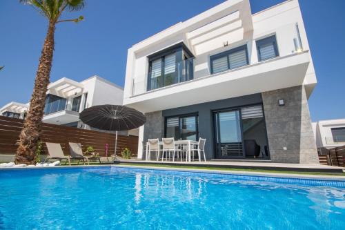 Villa Bali 3032 — 4-Star Luxury Hotel in Orihuela, Spain