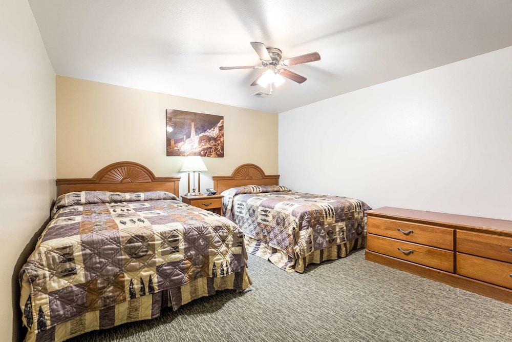 Rodeway Inn & Suites Big Water Antelope Canyon - photo 25