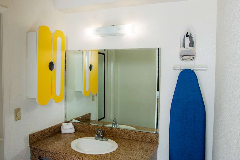 Studio 6 San Antonio TX Lackland AFB - photo 26