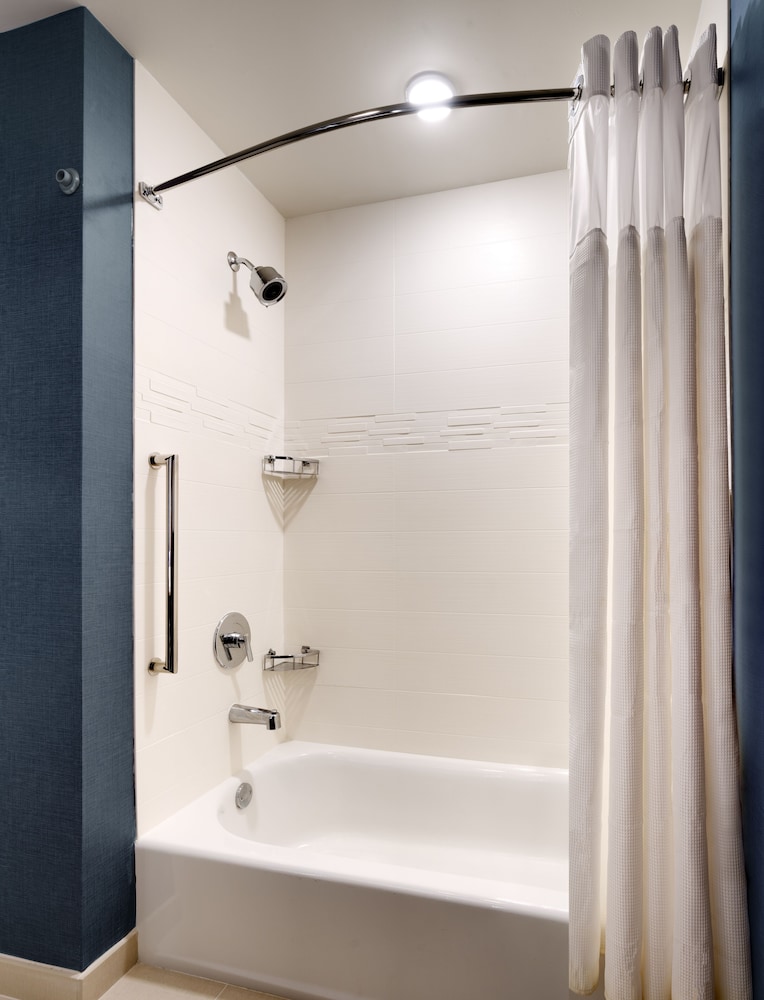 Residence Inn by Marriott Brunswick - photo 17