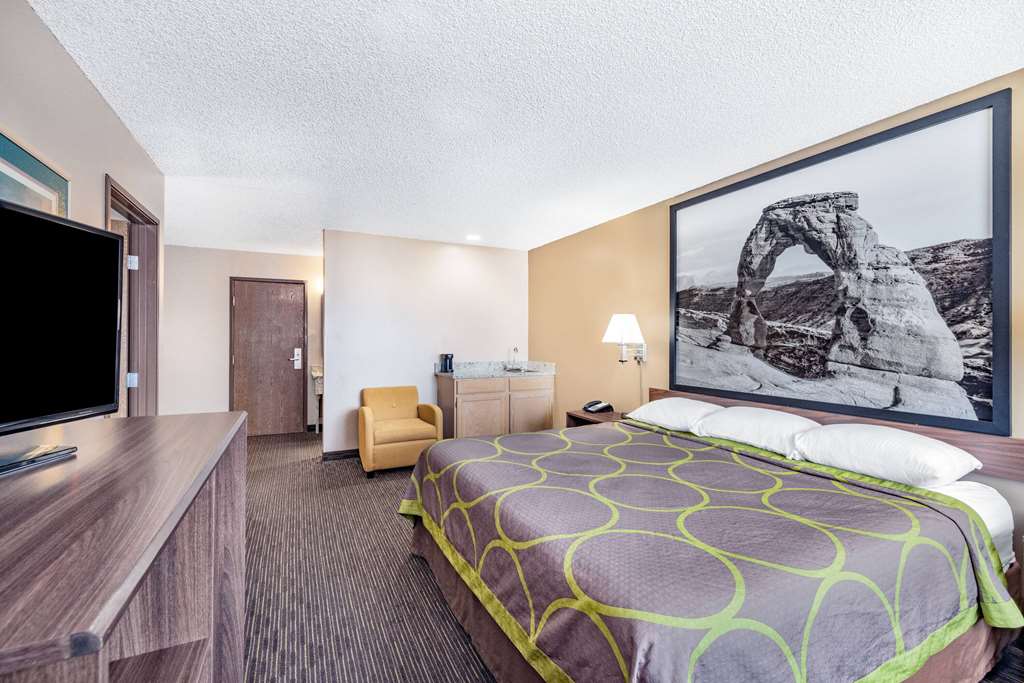 Super 8 by Wyndham Richfield UT - photo 31