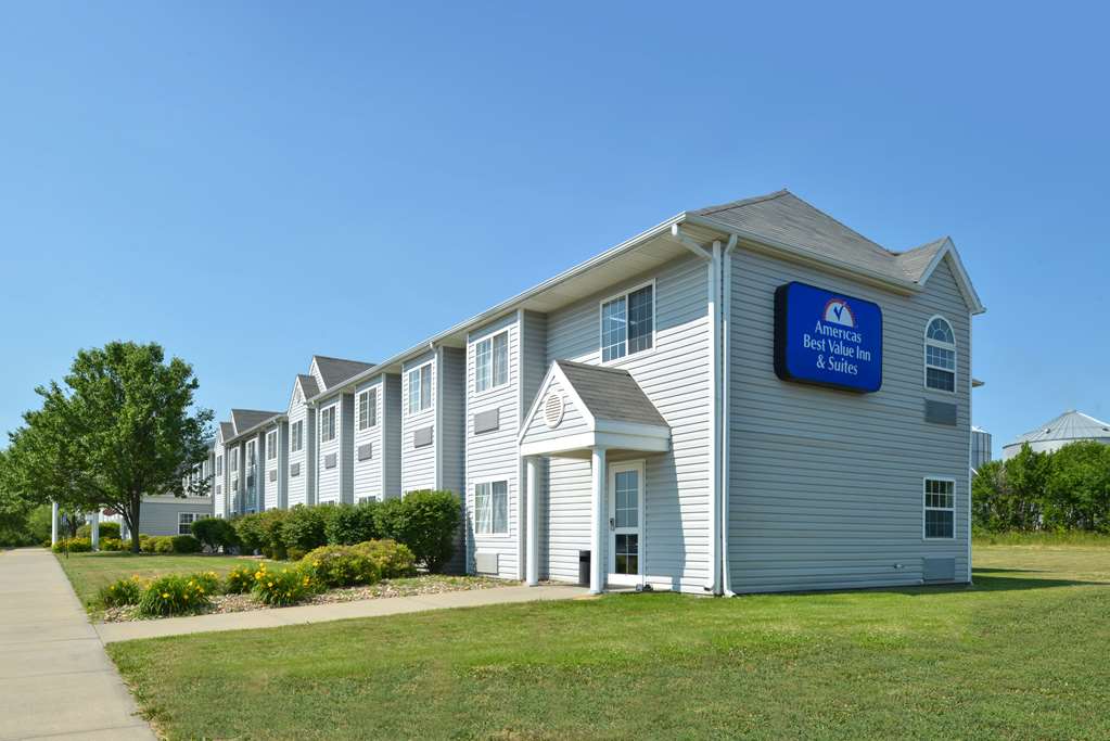 Americas Best Value Inn & Suites Maryville - photo 2