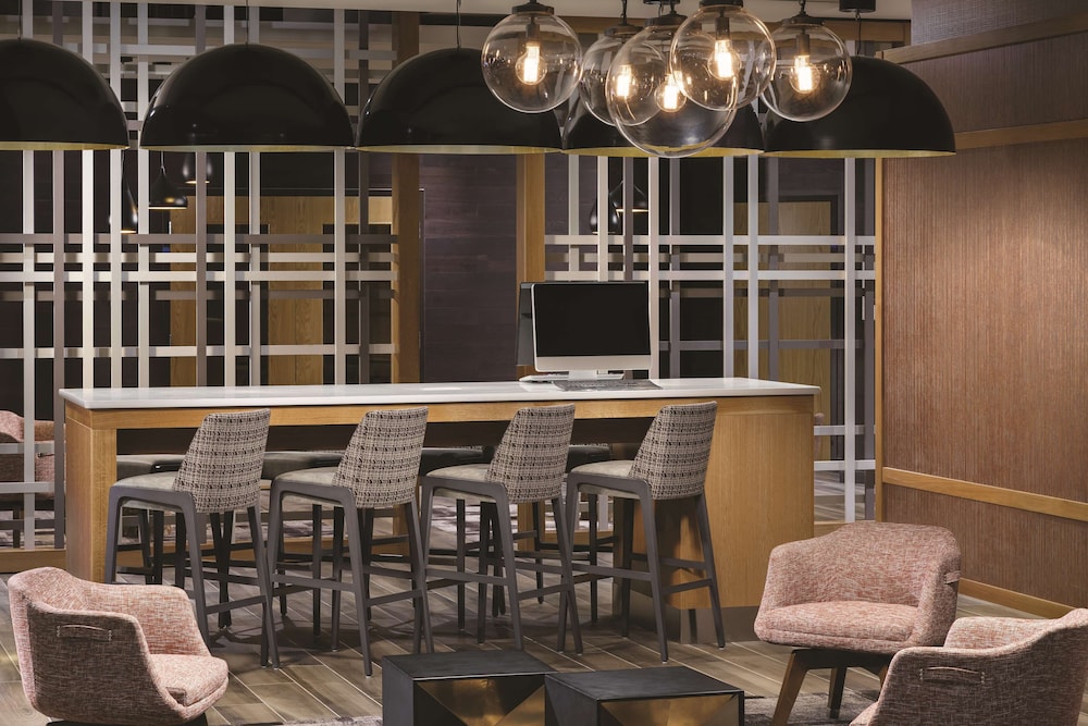 DoubleTree by Hilton Colorado Springs - photo 3