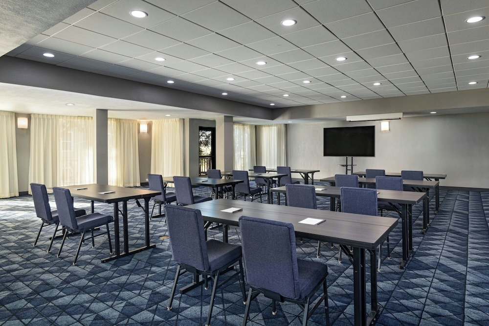 Courtyard by Marriott Austin The Domain Area - photo 31