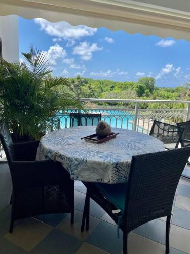 La Créoline Duplex 4 Personnes — 4-Star Luxury Hotel in Saint-Francois, Guadeloupe