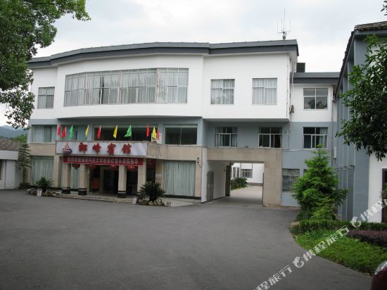 Lingfeng Hotel in Yanling, People's Republic of China