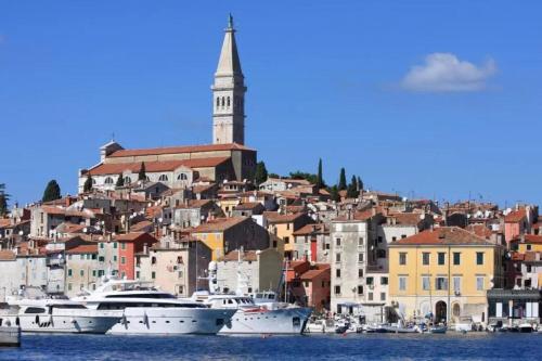 Apartments Regent 3 — 5-Star Luxury Hotel in Rovinj, Croatia