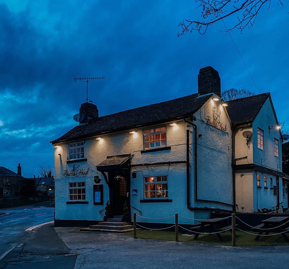 Bulls Head Holymoorside in Chesterfield, United Kingdom