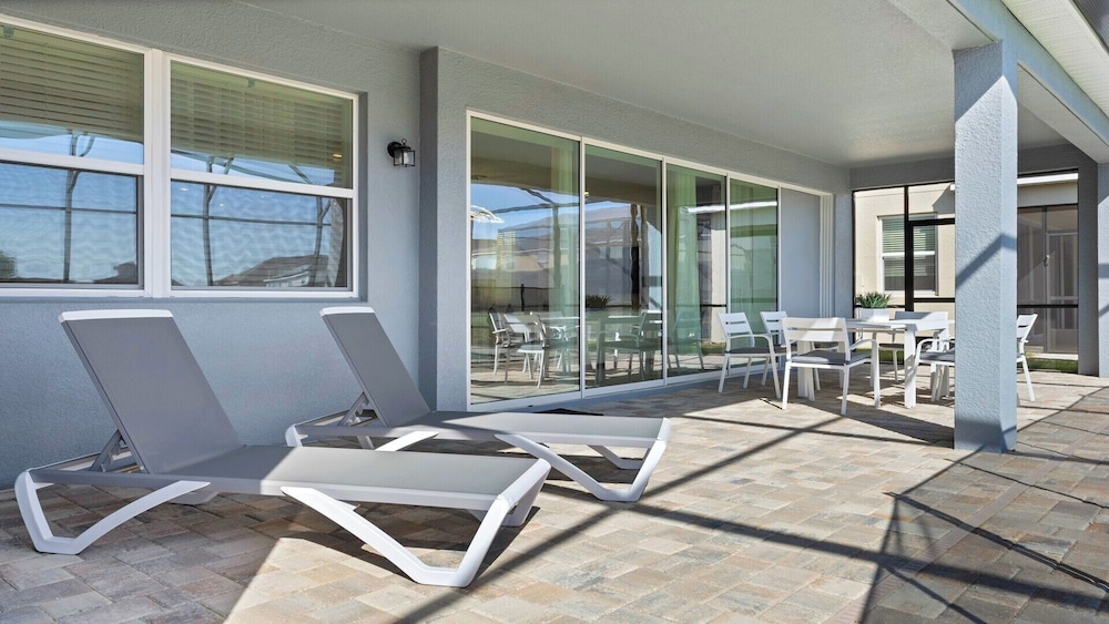 Enchanted Oasis at Solara Resort by Shine Villas - photo 58