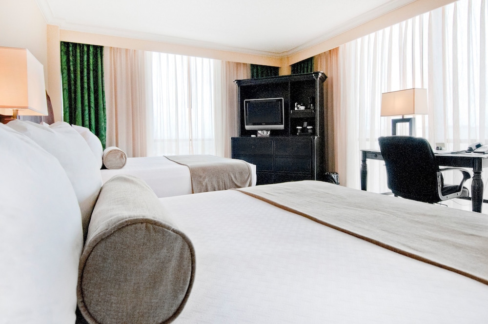 Pensacola Grand Hotel - photo 3