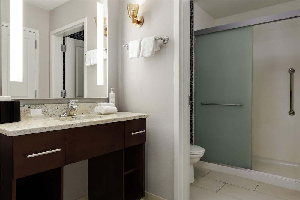 Homewood Suites by Hilton Burlington - photo 21