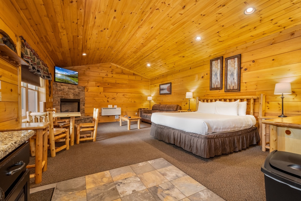 The Lodges at Sunset Village - photo 15