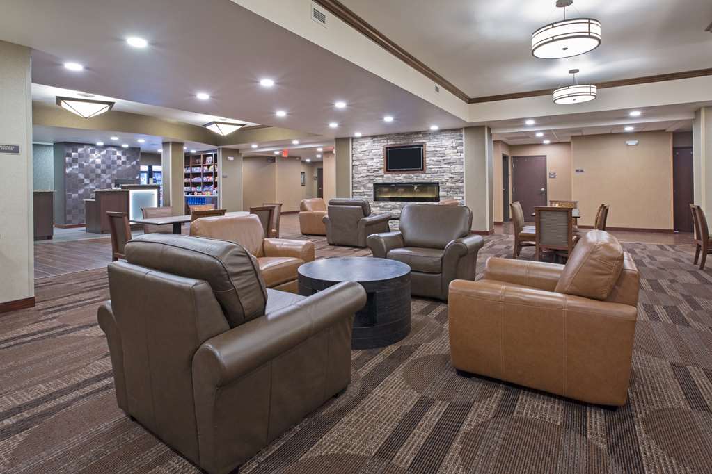 Best Western Plus Lincoln Inn & Suites - photo 2