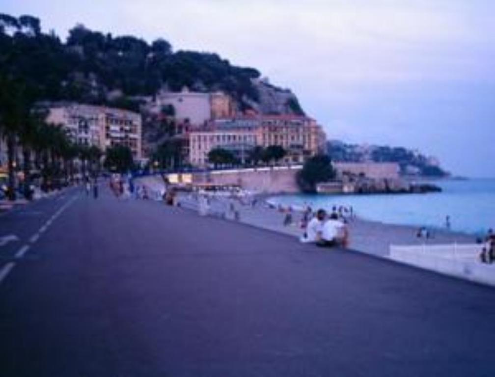Hotel Solara - carbon neutral hotel in Nice