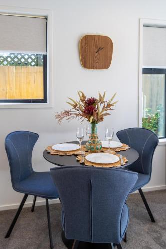 Central City Escape 1 Bed 1 Bath near Hagley Park — 4-Star Luxury Hotel in Christchurch, New Zealand