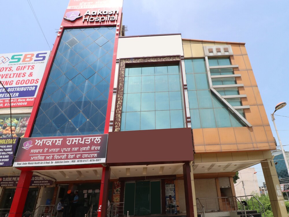 Oyo 16462 Hotel Fb — Kharar — photo 2