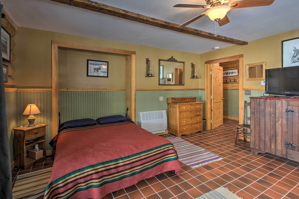 Waterfront Conway Vacation Rental with Deck — Conway — photo 3