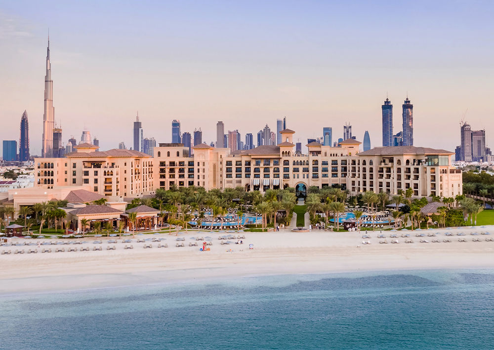Four Seasons Resort Dubai at Jumeirah Beach — 5-Star Luxury Hotel in Dubai, United Arab Emirates