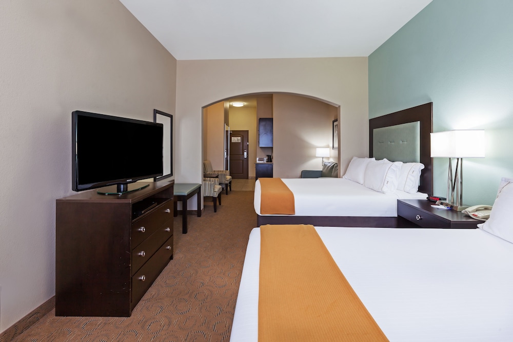 Holiday Inn Express Hotel & Suites Victoria by IHG - photo 11