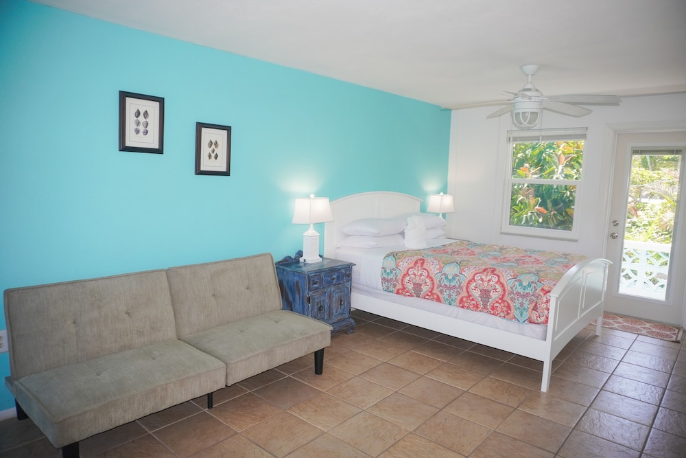 Pearl Beach Inn - photo 18