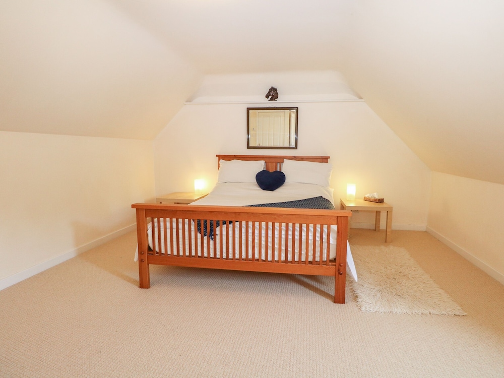 The Annexe — Petworth — photo 2