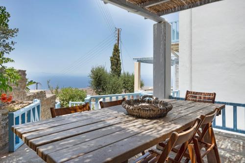 Efrossyni House — 4-Star Luxury Hotel in Kea, Greece