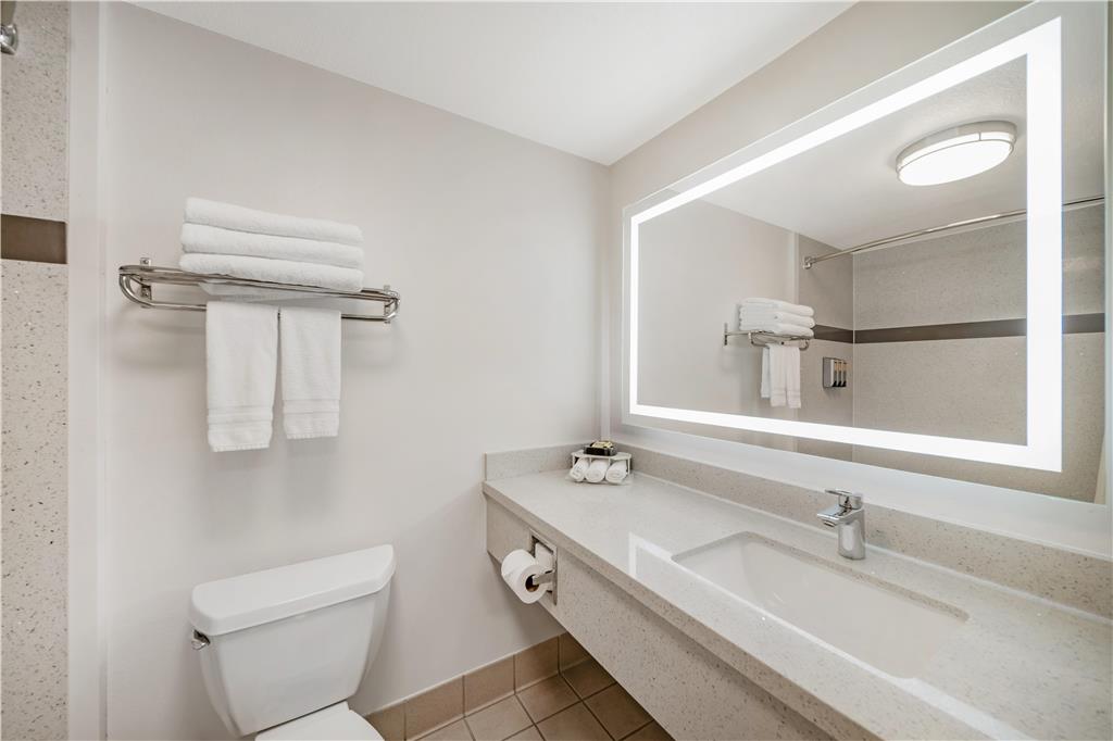 Best Western Plus Twin View Inn & Suites - photo 48
