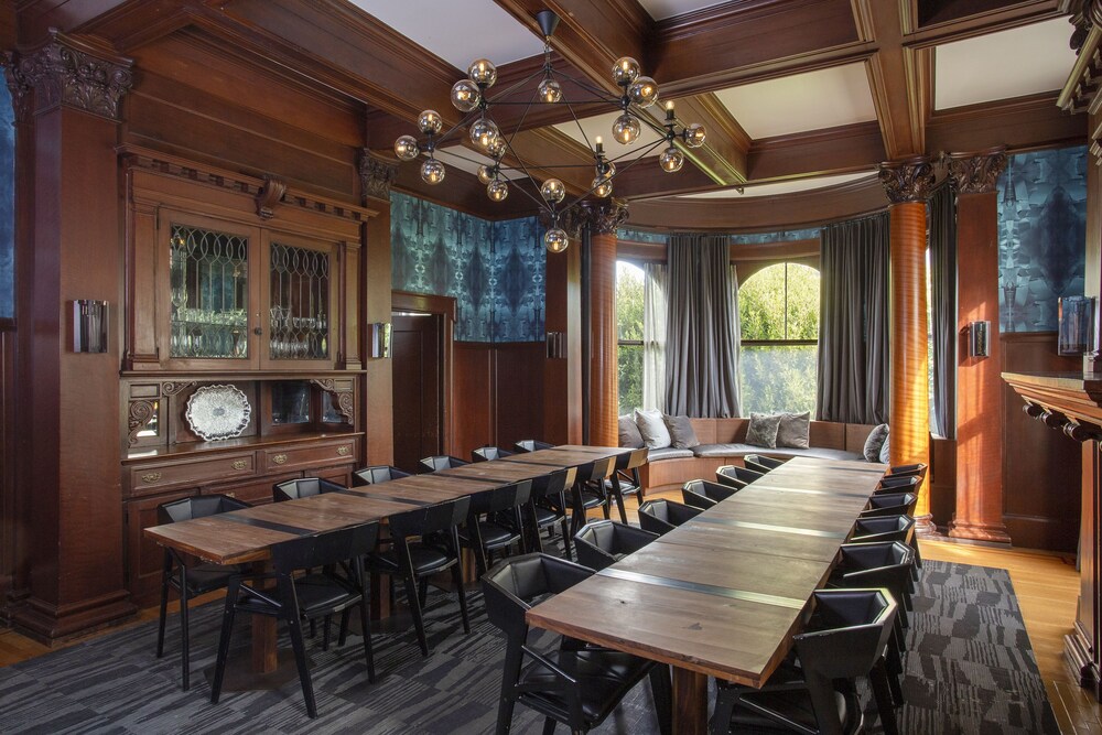 Sonder Archbishop's Mansion - photo 27
