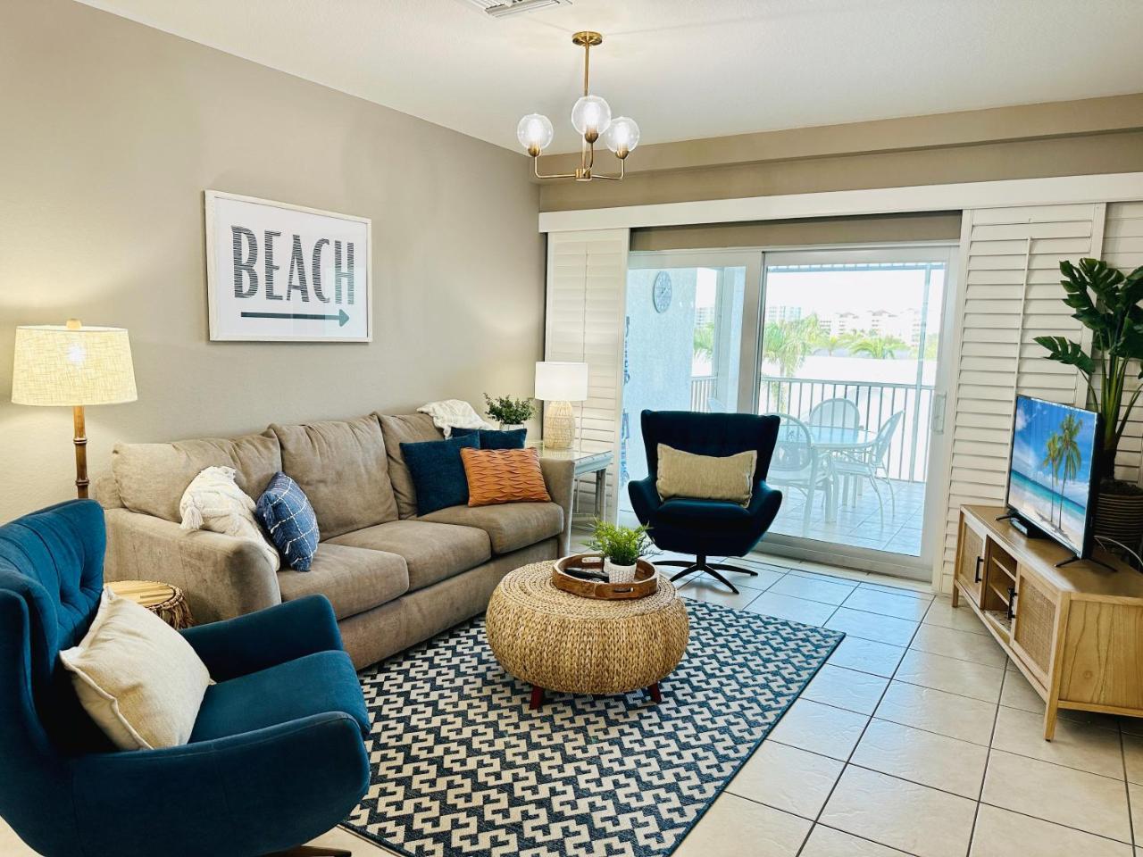 Olde Marco Inn in Marco Island, United States