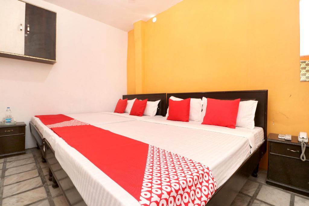 Appna Ghar Hotel