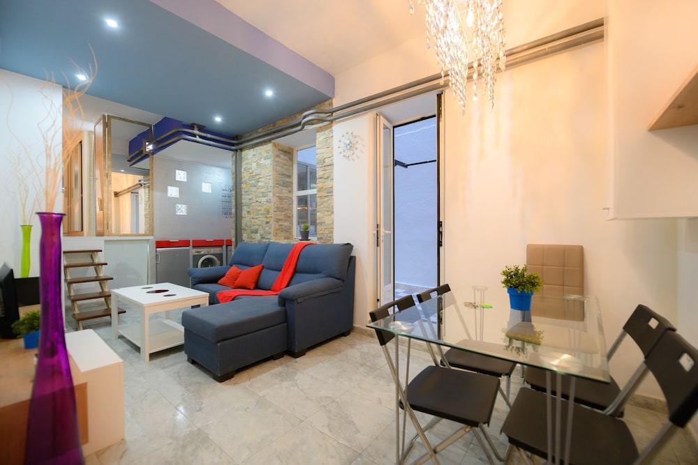 M Mpe51 Encantador Apartamento con Patio Privado Retiro Madrid