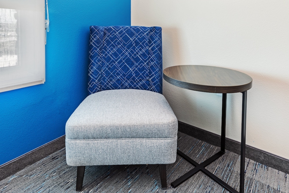 Holiday Inn Express & Suites Houston SW Rosenberg by IHG - photo 10