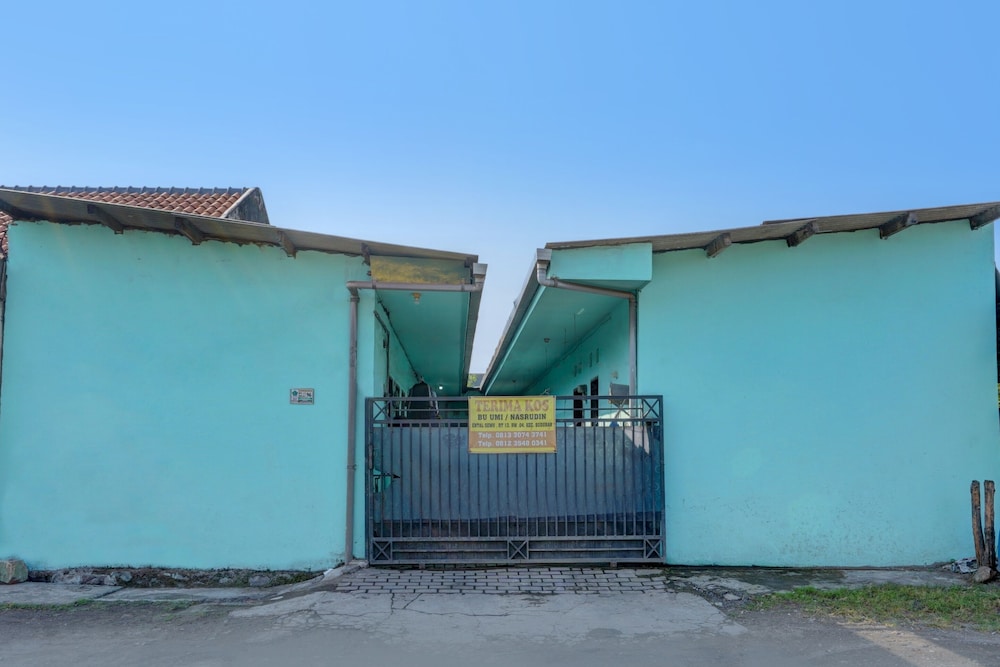 Hotel O Umi Homestay Syariah in Sidoarjo, Indonesia