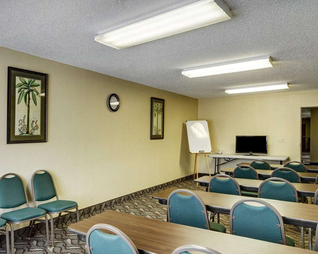 Quality Suites Baton Rouge East Denham Springs - photo 63