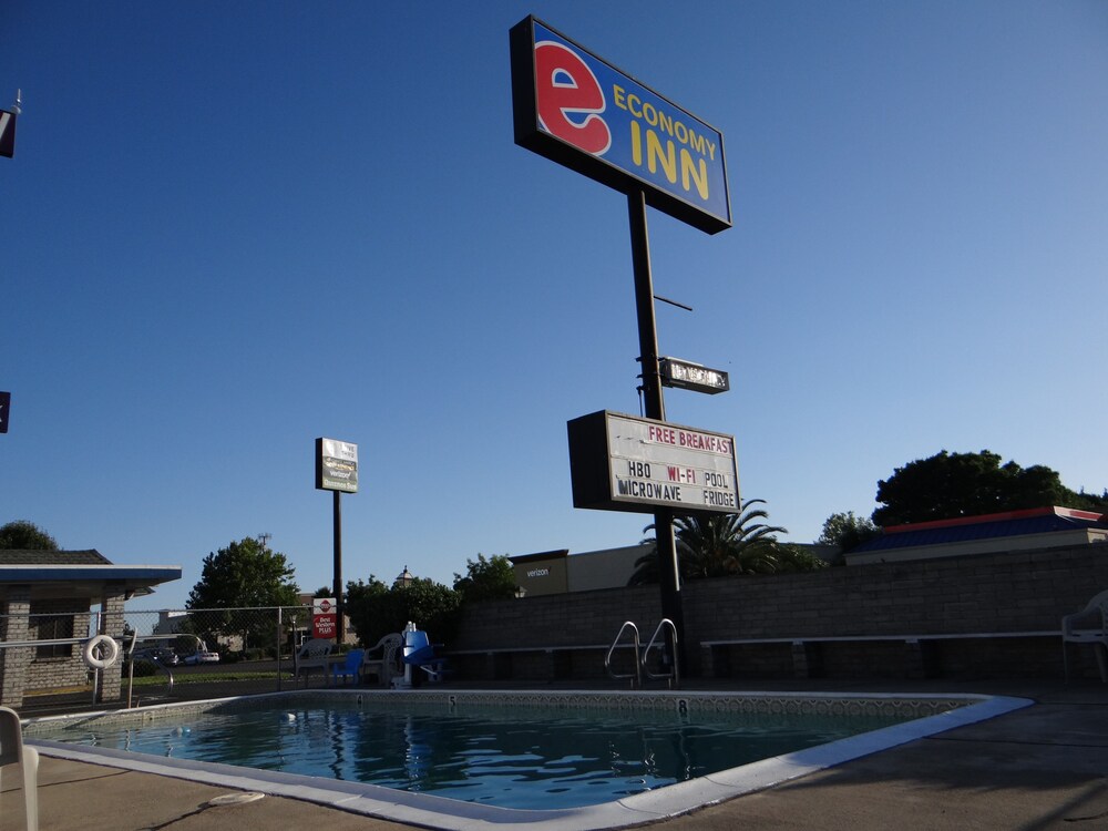 Economy Inn Corning - photo 17