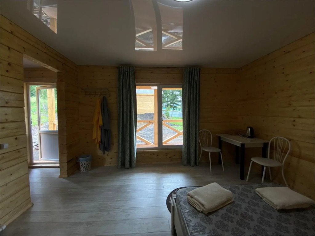 The Golden Cedar Hotel — hotel in Shebalino